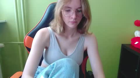 Penny online show from 04/15/26, 06:31