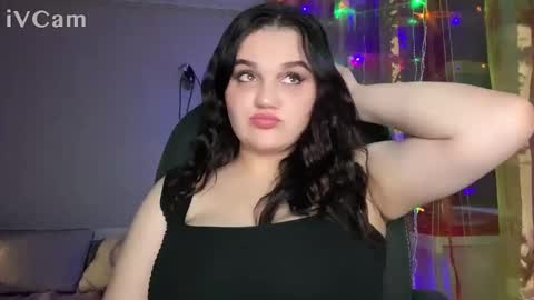 penny_perry online show from 12/28/24, 02:32