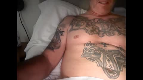 Snapshot of pepecaliente5555 chatting on 11/02/25, 04:09 pepecaliente5555 online show from 11/02/25, 04:09