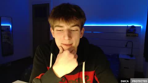 Snapshot of pepito1083 chatting on 02/16/25, 07:38 cutebelgianboy online show from 02/16/25, 07:38