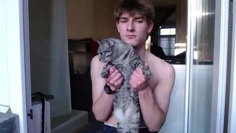 Snapshot of pepito1083 chatting on 03/05/25, 04:13 cutebelgianboy online show from 03/05/25, 04:13