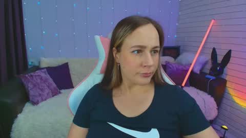 Dia  online show from 03/07/25, 08:13