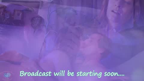 Peppermint and Dusty  online show from 01/27/25, 03:47