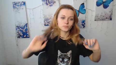 Snapshot of peppymia chatting on 01/16/26, 08:40 Mia online show from 01/16/26, 08:40