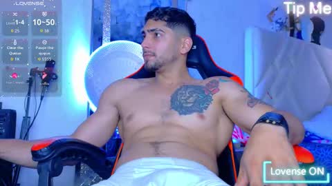 Snapshot of perfec_king00 chatting on 11/10/25, 02:27 Jacob online show from 11/10/25, 02:27