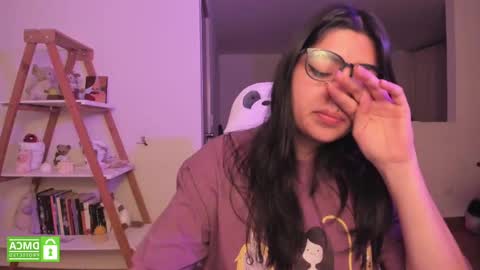 Sarah Ana Banana online show from 03/05/25, 02:14