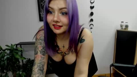 Snapshot of perfect_gabbie chatting on 01/06/25, 02:47 Gabbie online show from 01/06/25, 02:47