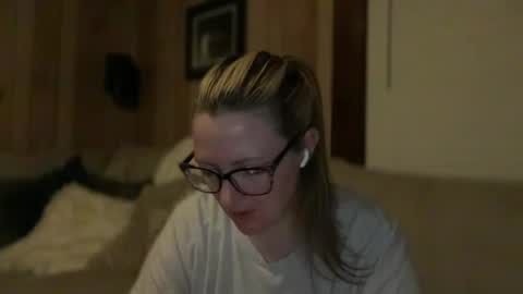 Nelly online show from 09/17/25, 03:41