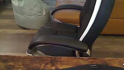 Snapshot of perfecto1957 chatting on 01/02/25, 03:29 perfecto1957 online show from 01/02/25, 03:29