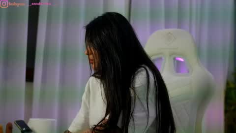 Dee online show from 04/06/26, 12:50