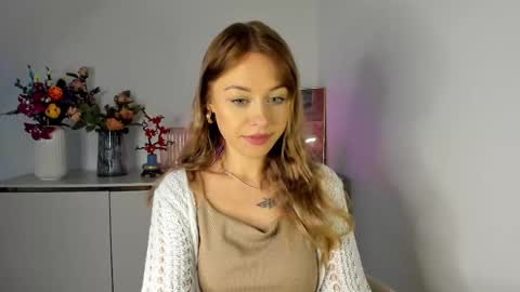 Cindy online show from 03/25/26, 06:41