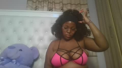 Snapshot of periwinkle20 chatting on 02/17/26, 06:14 Taurus online show from 02/17/26, 06:14