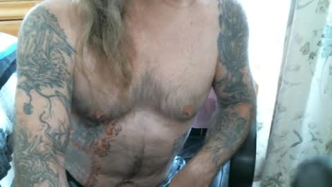 Snapshot of perkymalenipples chatting on 02/21/25, 06:59 perkymalenipples online show from 02/21/25, 06:59