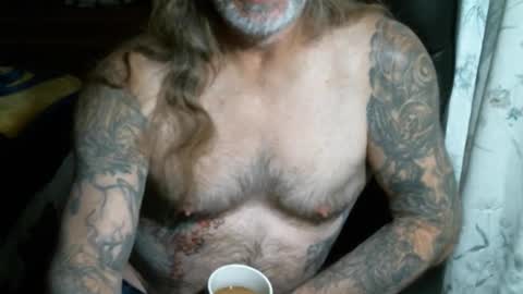 Snapshot of perkymalenipples chatting on 11/11/25, 01:55 perkymalenipples online show from 11/11/25, 01:55