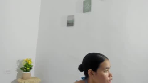 Snapshot of perla_mistc chatting on 03/29/26, 04:51 Perla mistc online show from 03/29/26, 04:51