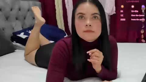 Perla Thompson online show from 01/06/26, 08:45