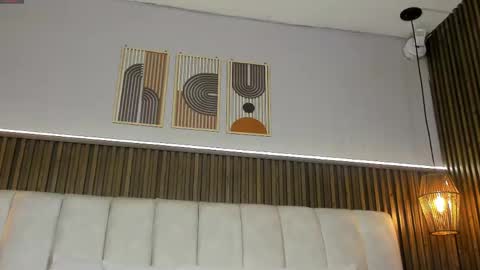 PerlaPreciosa online show from 04/21/26, 04:08