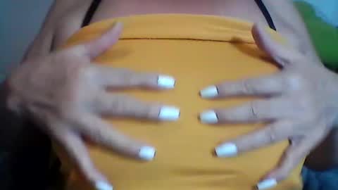 perlita070822 online show from 06/13/26, 05:05