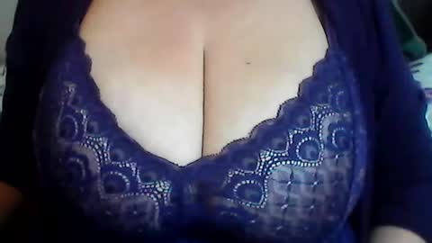 Snapshot of perlita070822 chatting on 07/30/26, 03:16 perlita070822 online show from 07/30/26, 03:16