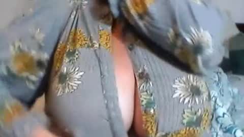 Snapshot of perlita070822 chatting on 08/02/26, 02:32 perlita070822 online show from 08/02/26, 02:32
