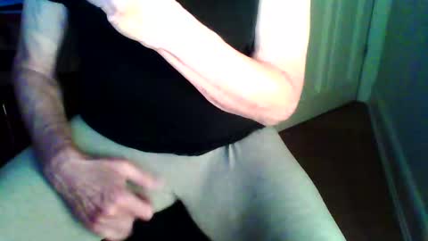 Snapshot of permageil_nackt_alt chatting on 09/19/25, 07:36 permageil_nackt_alt online show from 09/19/25, 07:36