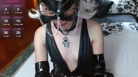 Snapshot of persefone_fire chatting on 10/16/25, 03:24 persefone_fire online show from 10/16/25, 03:24