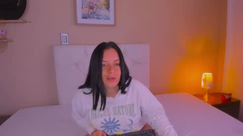 Marie online show from 04/25/26, 12:52