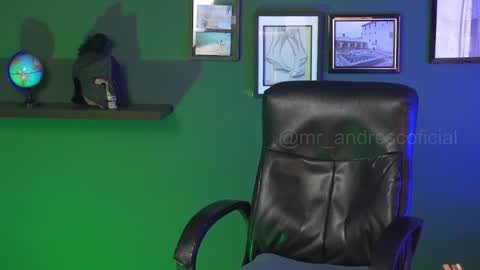 andres    online show from 10/24/25, 08:49