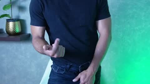 andres    online show from 04/22/26, 08:43