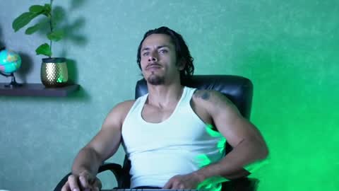 Snapshot of perseoo_88 chatting on 06/26/26, 07:07 andres online show from 06/26/26, 07:07