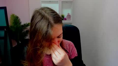 horror flying on the wings of the night.... online show from 10/14/25, 08:20