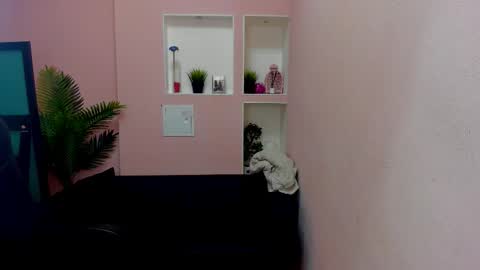 horror flying on the wings of the night.... online show from 11/15/25, 05:38