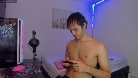 persi online show from 12/24/24, 08:00