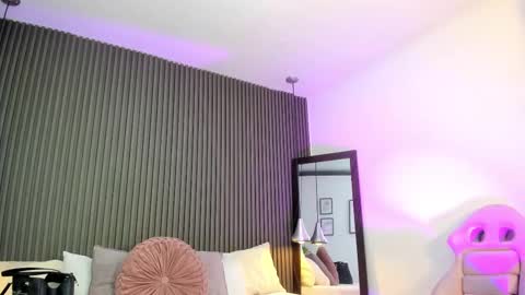 Lizza online show from 11/28/25, 10:51