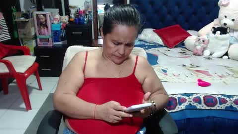 Snapshot of pervert_mommy_x chatting on 01/11/25, 03:09 SAMY online show from 01/11/25, 03:09