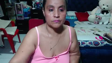 Snapshot of pervert_mommy_x chatting on 01/14/25, 09:24 SAMY online show from 01/14/25, 09:24