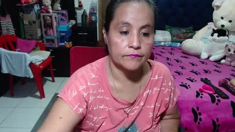 Snapshot of pervert_mommy_x chatting on 02/14/25, 10:07 SAMY online show from 02/14/25, 10:07