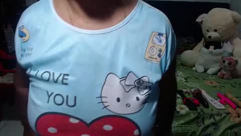 Snapshot of pervert_mommy_x chatting on 03/09/25, 01:37 SAMY online show from 03/09/25, 01:37