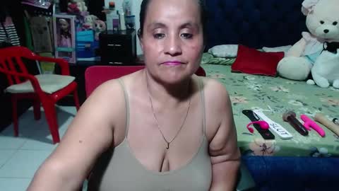 Snapshot of pervert_mommy_x chatting on 03/12/25, 10:26 SAMY online show from 03/12/25, 10:26