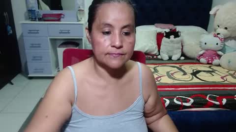 Snapshot of pervert_mommy_x chatting on 09/13/25, 11:54 SAMY online show from 09/13/25, 11:54