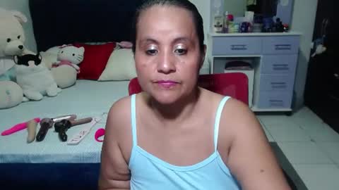 Snapshot of pervert_mommy_x chatting on 11/12/25, 10:04 SAMY online show from 11/12/25, 10:04