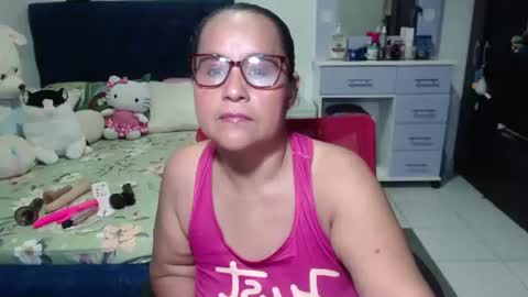 Snapshot of pervert_mommy_x chatting on 12/04/25, 10:13 SAMY online show from 12/04/25, 10:13