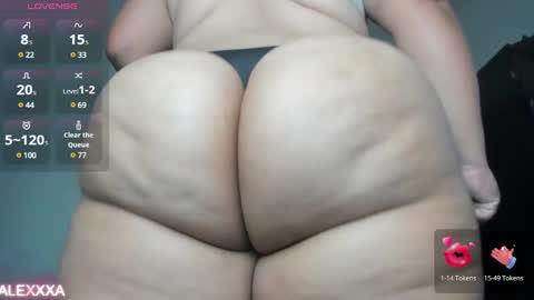 Snapshot of pervertt_mommy chatting on 01/09/25, 09:27  Alexandra  online show from 01/09/25, 09:27