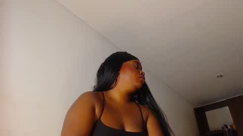 kamila online show from 12/16/25, 10:59