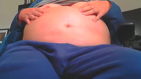 pete6661 online show from 12/03/25, 08:56