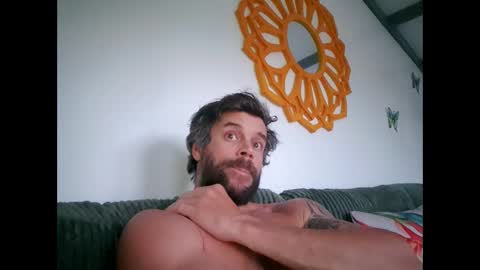 Snapshot of pete_le_meat chatting on 04/29/26, 07:31 pete_le_meat online show from 04/29/26, 07:31