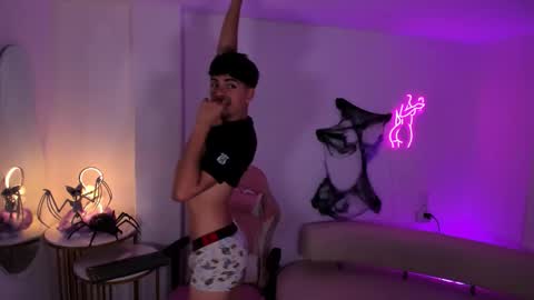 Peter online show from 10/14/25, 07:58