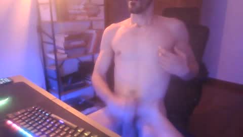 Snapshot of peter_coat chatting on 07/07/26, 12:35 peter_coat online show from 07/07/26, 12:35