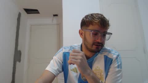 FELIPE online show from 02/04/25, 02:53