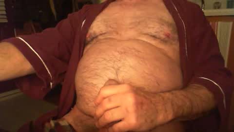 Snapshot of peterlast1958 chatting on 12/17/25, 04:07 Peter online show from 12/17/25, 04:07